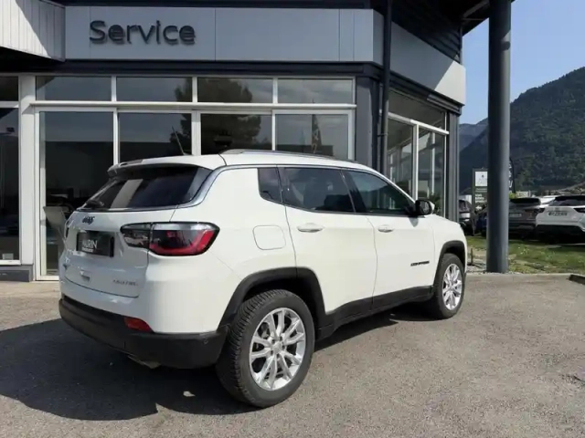 Jeep Compass 1.3 turbo t4 190ch phev 4xe limited at6 eawd — photo 18