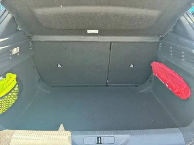 Peugeot 308 hybrid 145 e-dcs6 — photo 6