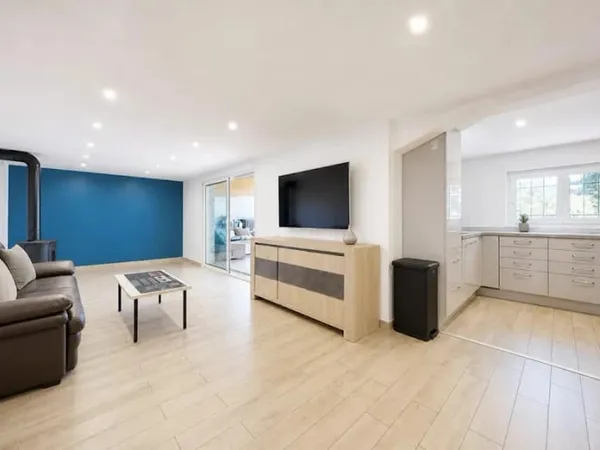 Maison 8 pièces 170 m²