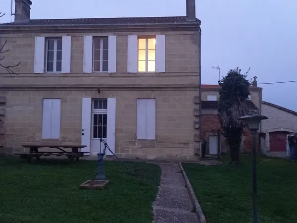 Maison de 185m2 à louer sur Pauillac