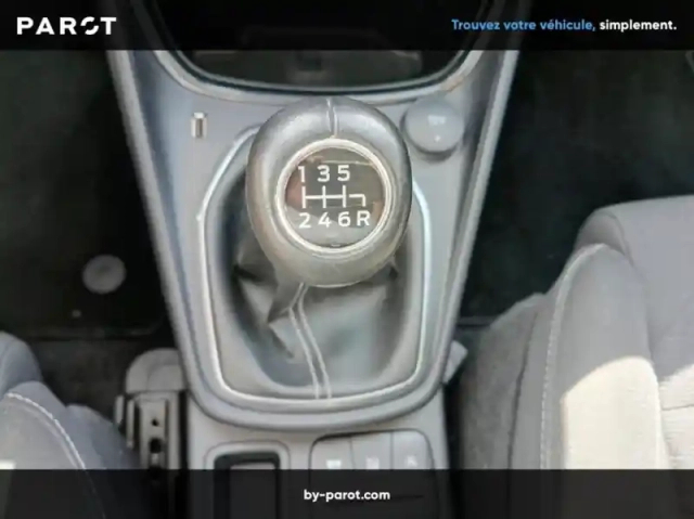 Ford Puma 1.0 flexifuel 125ch s&amp;s mhev titanium — photo 8