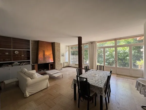 Appartement 3 pièces 140 m²
