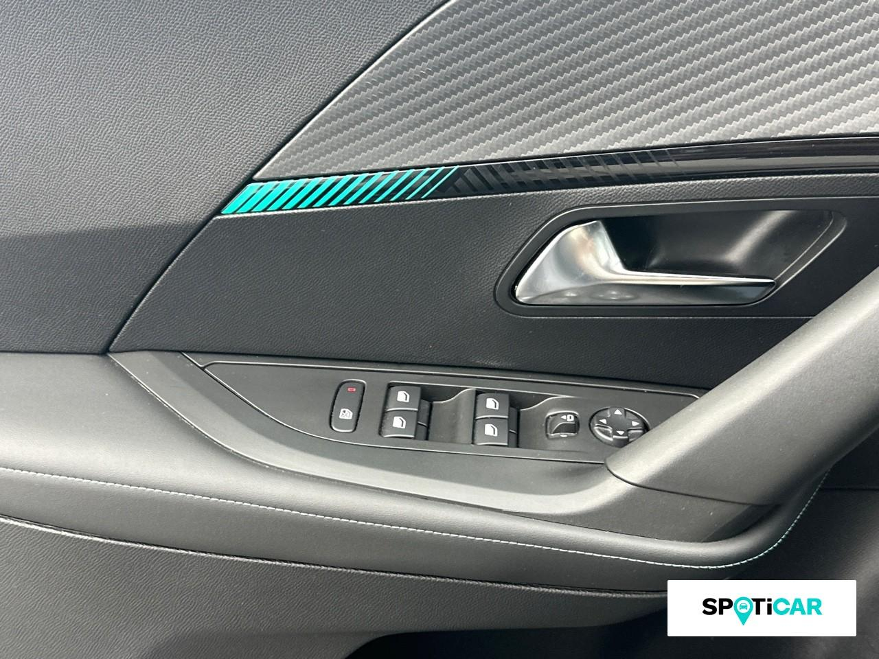 Peugeot 2008 1.2 puretech 100ch s&s allure — photo 16