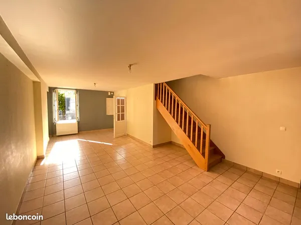 Maison 2 pièces 65 m²
