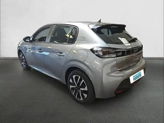 Peugeot 208 turbo 100 ch bvm6 — photo 28