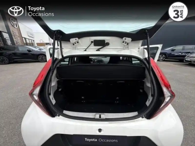 Toyota Aygo 1.0 vvt-i 72ch x-pro 5p — photo 10