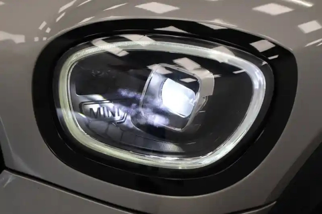 Mini Mini countryman 136 ch bva7 — photo 35