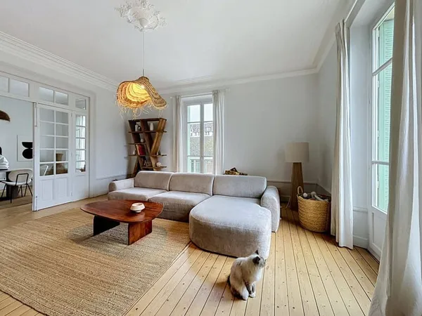Appartement 4 pièces 148 m²