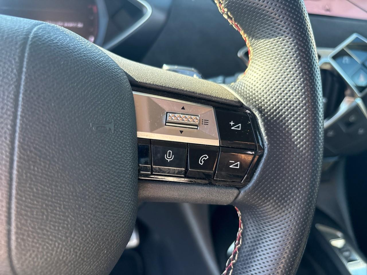 Ds Ds 3 bluehdi 130ch performance line + automatique — photo 19
