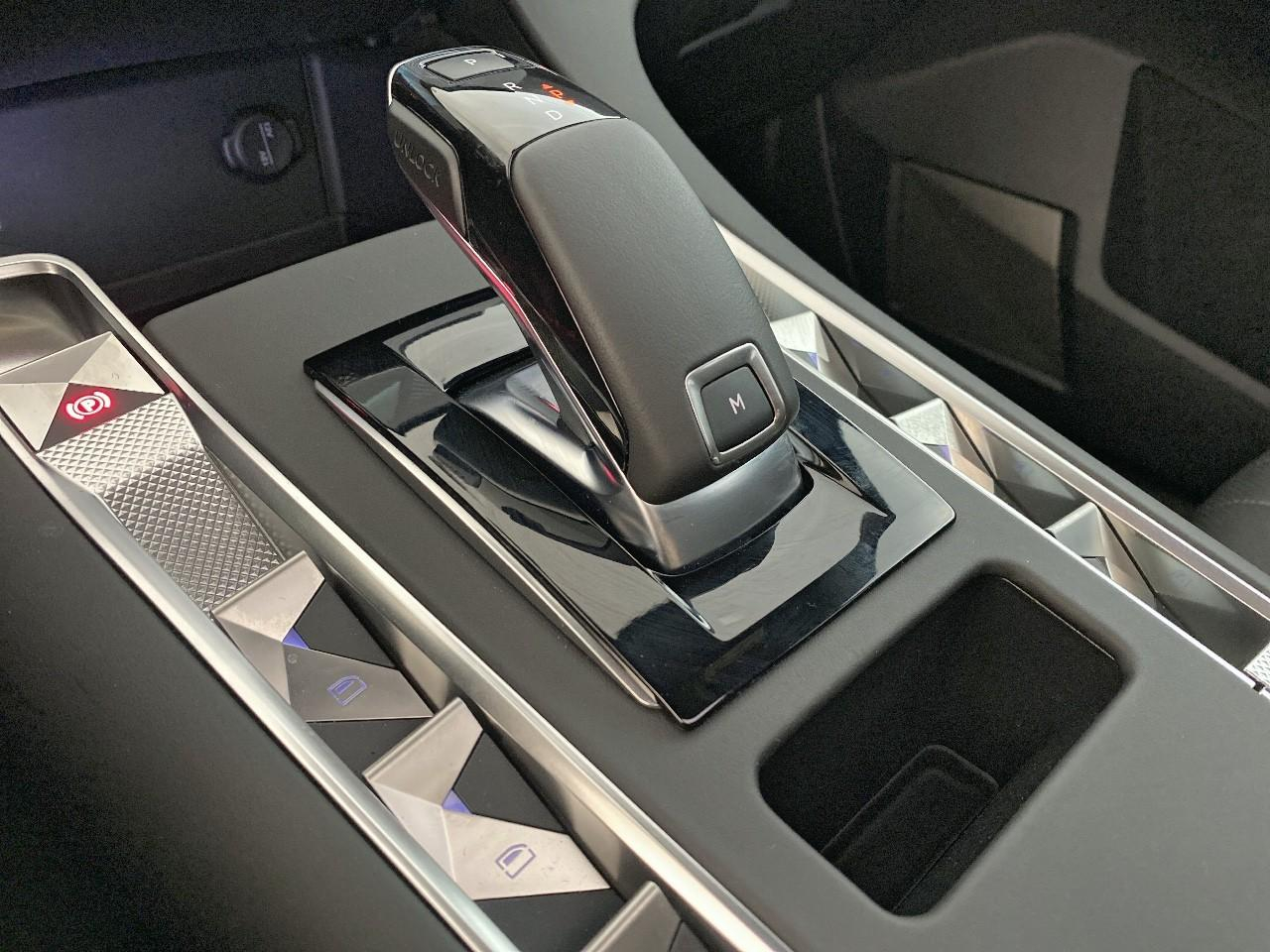 Ds Ds 7 crossback bluehdi 130 eat8 etoile — photo 20