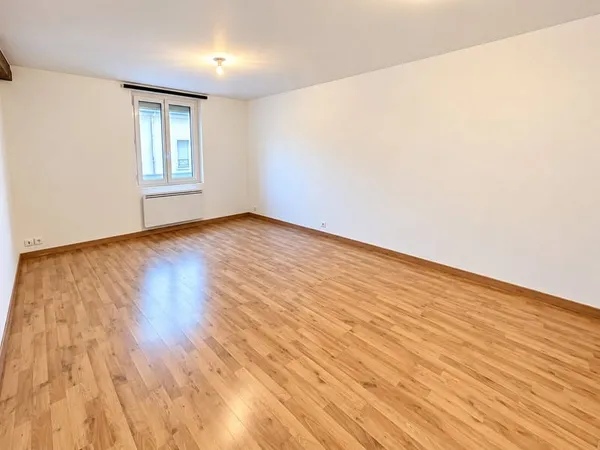 La Bonneville s/Iton appartement de type F2