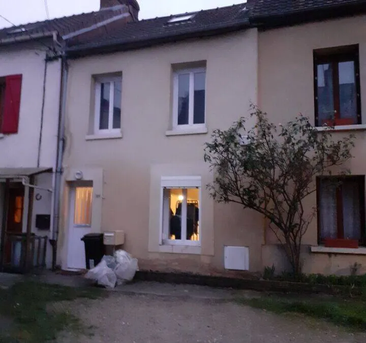 Photo 1