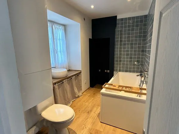 URGENT Maison à louer 3 chambres secteur très calme