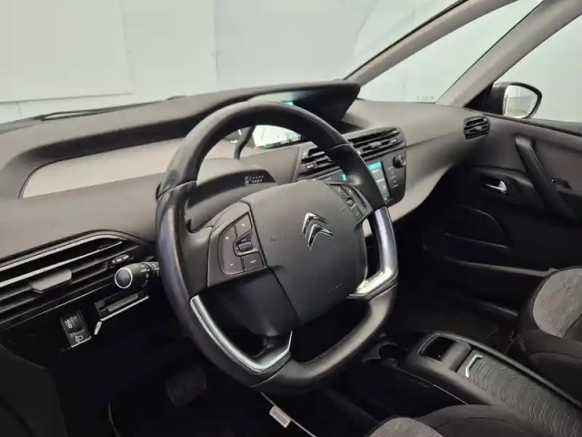 Citroën C4 grand  spacetourer bluehdi 130 s&amp;s eat8 — photo 20