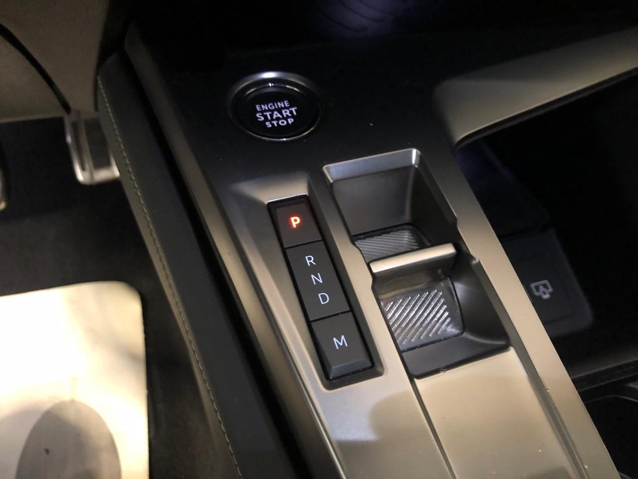 Peugeot 308 puretech 130ch s&s eat8 gt — photo 27
