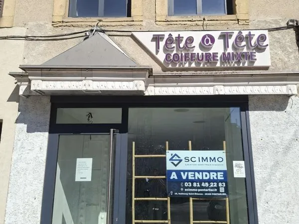 Local commercial 63 m2 CENTRE VILLE