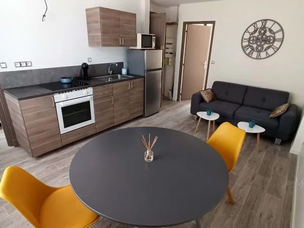 Appartement neuf meublé