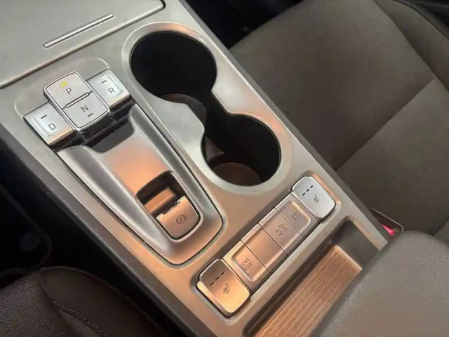 Hyundai Kona electrique 64 kwh - 204 ch — photo 31