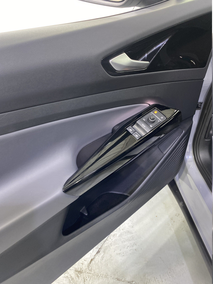 Volkswagen ID.4 — photo 55