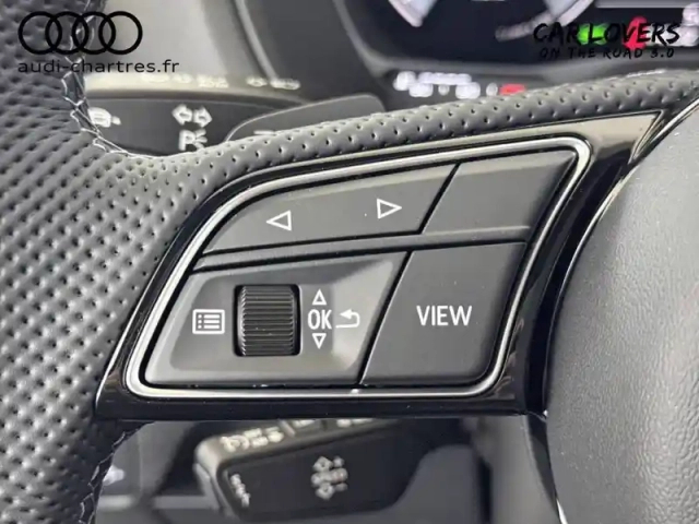 Audi Q2 35 tfsi 150 s tronic 7 — photo 16