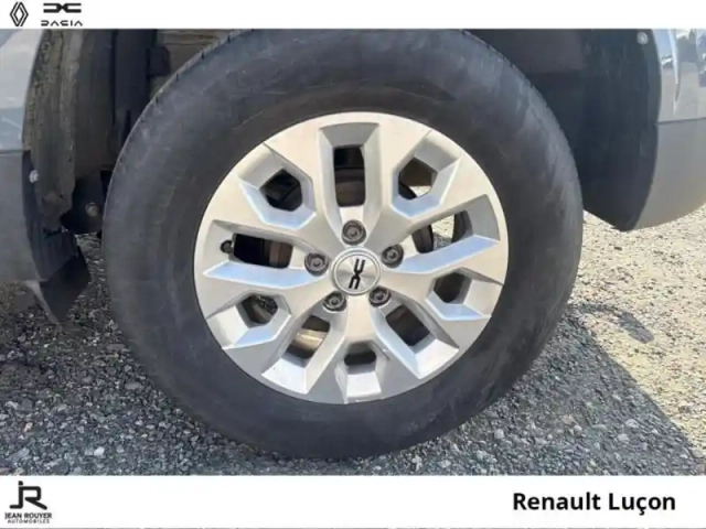 Dacia Duster 1.3 tce 150ch fap expression 4x2 edc — photo 8