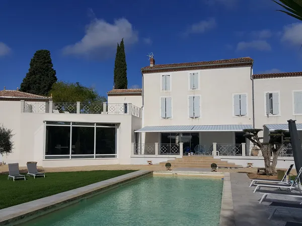 Exceptionnelle Propriété 600m2 centre village