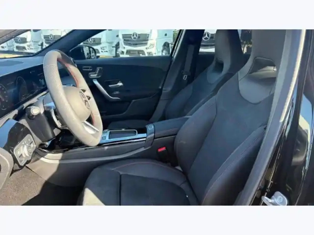Mercedes Classe A 250 e hybrid eq amg line — photo 14