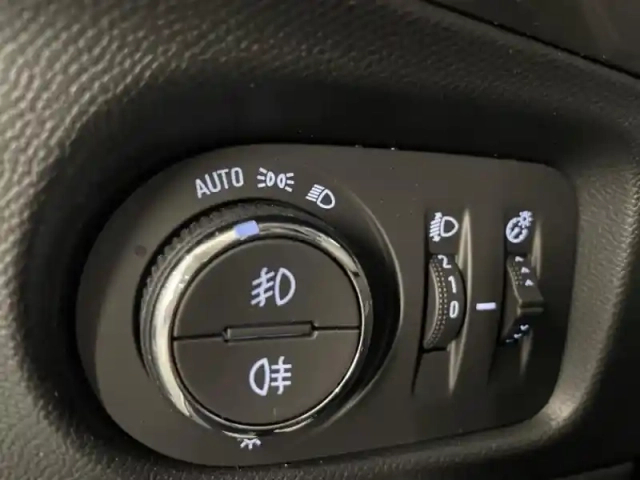 Opel Mokka -e 136ch elegance — photo 14
