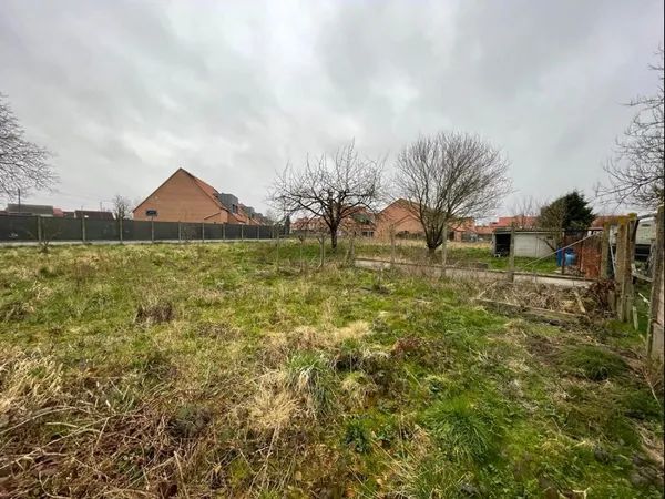 Terrain constructible, Fenain 1112m2, non viabilisé
