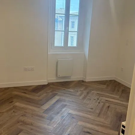 Maison de ville meublée T3 - Bollène - 2 chambres - Parking - Libre 1er novembre
