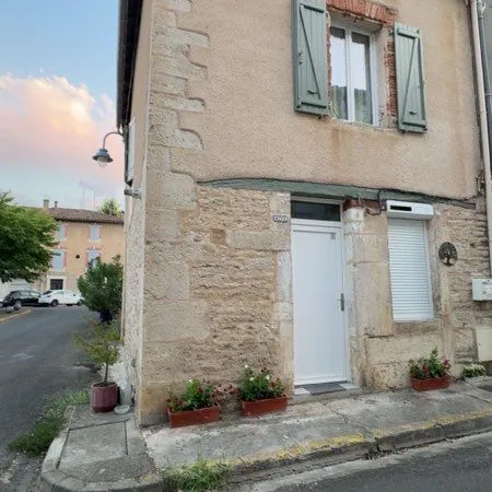 Charmante maison de village T3 rénovée