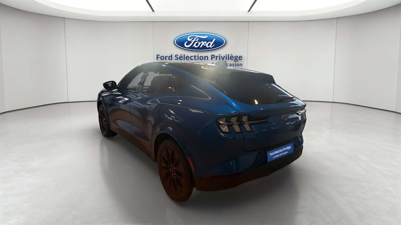 Ford Mustang Mach-E Extended Range 91 kWh 294 ch — photo 3