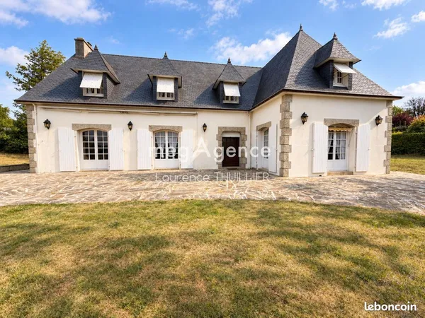 Propriété 9 pièces 270 m²