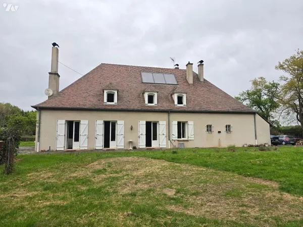 Maison 11 pièces 285 m²