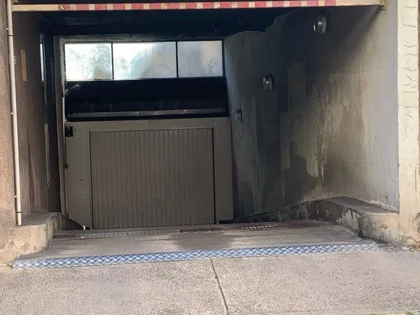 Place parking souterrain
