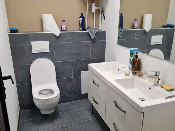 Local commercial de 80 m² - Zone commerciale dynamique proche de la Suisse