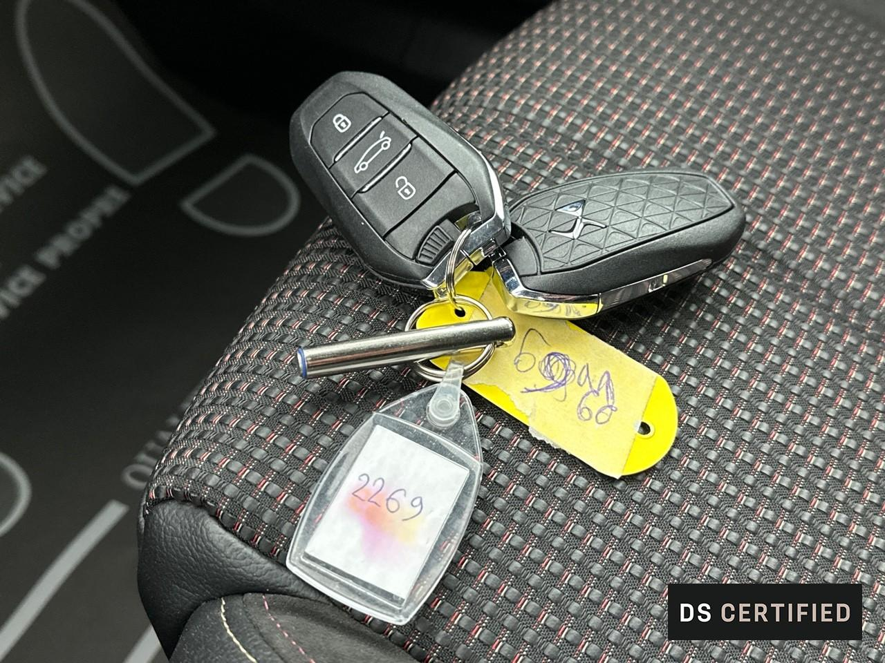 Ds Ds 3 crossback puretech 130 eat8 performance line+ — photo 39