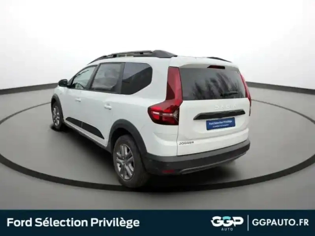 Dacia Jogger 1.0 tce 110ch expression 5 places — photo 4