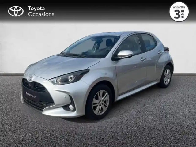 Toyota Yaris 120 vvt-i dynamic business 5p mc24