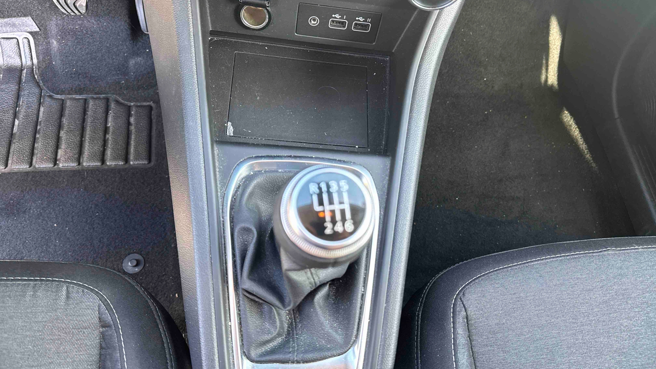 Renault Captur TCe 100 GPL — photo 22