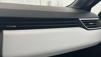 Renault Clio 1.0 TCe 90ch Techno — photo 26