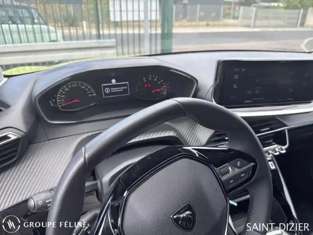 Peugeot 208 1.2 100ch s&amp;s style — photo 8