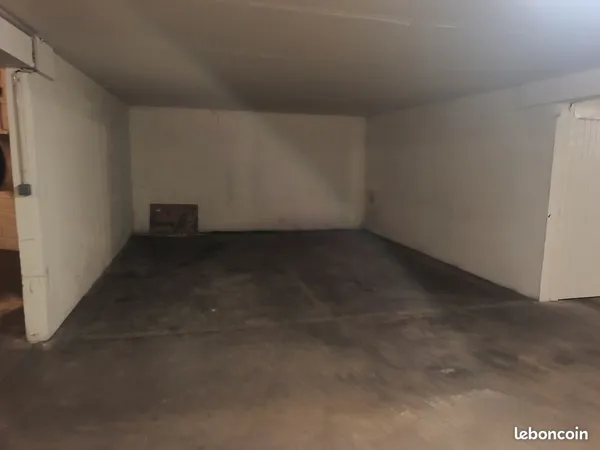 Stationnement Location Montpellier   80€