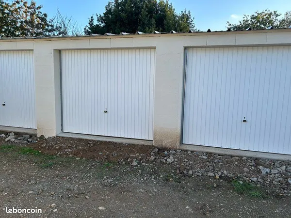 Garage et parking Location Thouars 65€