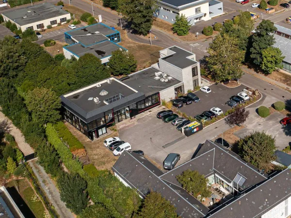Bureaux 454 m²