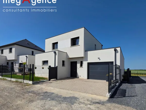 AUTHIE - SUPERBE MAISON CONTEMPORAINE NEUVE AVEC SUITE PARENTALE ET GARAGE