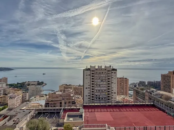 Beausoleil - Dernier étage avec terrasse et vue panoramique sur Monaco et la mer