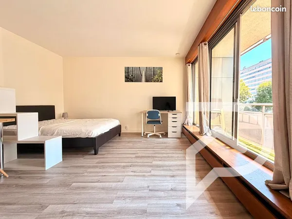 Studio 1 pièce 36 m²