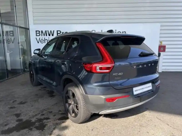 Volvo Xc40 t3 163ch momentum geartronic 8 — photo 2