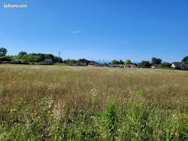 À Vendre : Terrains Constructibles à Andrest - 45 000